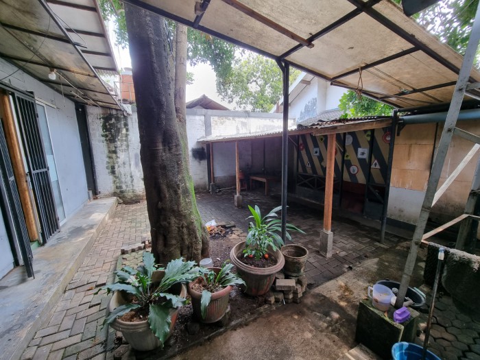 Kios disewakan di Ciledug Raya Jakarta Selatan